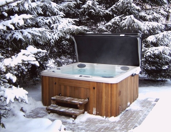 Chalet with whirlpool